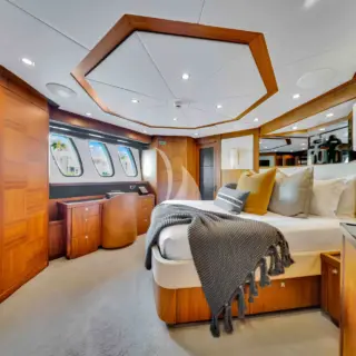 NATURAL 9 - Guest Stateroom