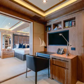 ROYALE X - Master cabin ensuite study