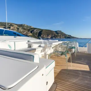 BLUE AZUR - fwd deck seating