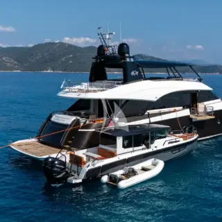 BELLA LUNA - At anchor with tender