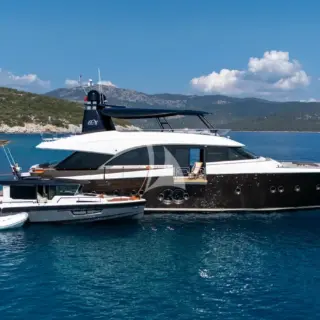 BELLA LUNA - At anchor with tender