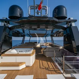 BELLA LUNA - Sundeck Jacuzzi