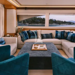 MAYBE NOT - Change in upholstery from blue to beige (factory setting)