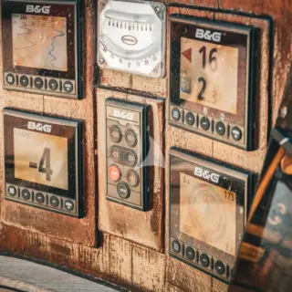 WHITEFIN - Pilothouse