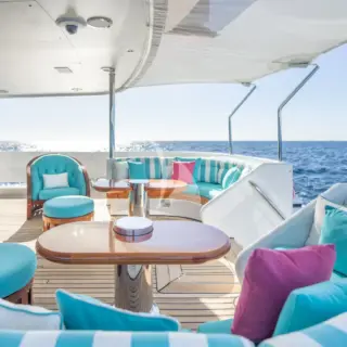 OCTOPUS - Main Deck Aft Seating