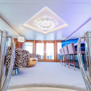 OCTOPUS - Skylounge Stairs