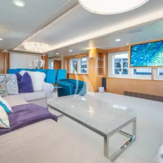 OCTOPUS - Main Salon