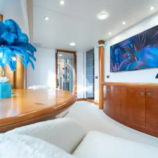 OCTOPUS - Master Entertainment Nook