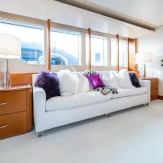 OCTOPUS - Master Stateroom Couch