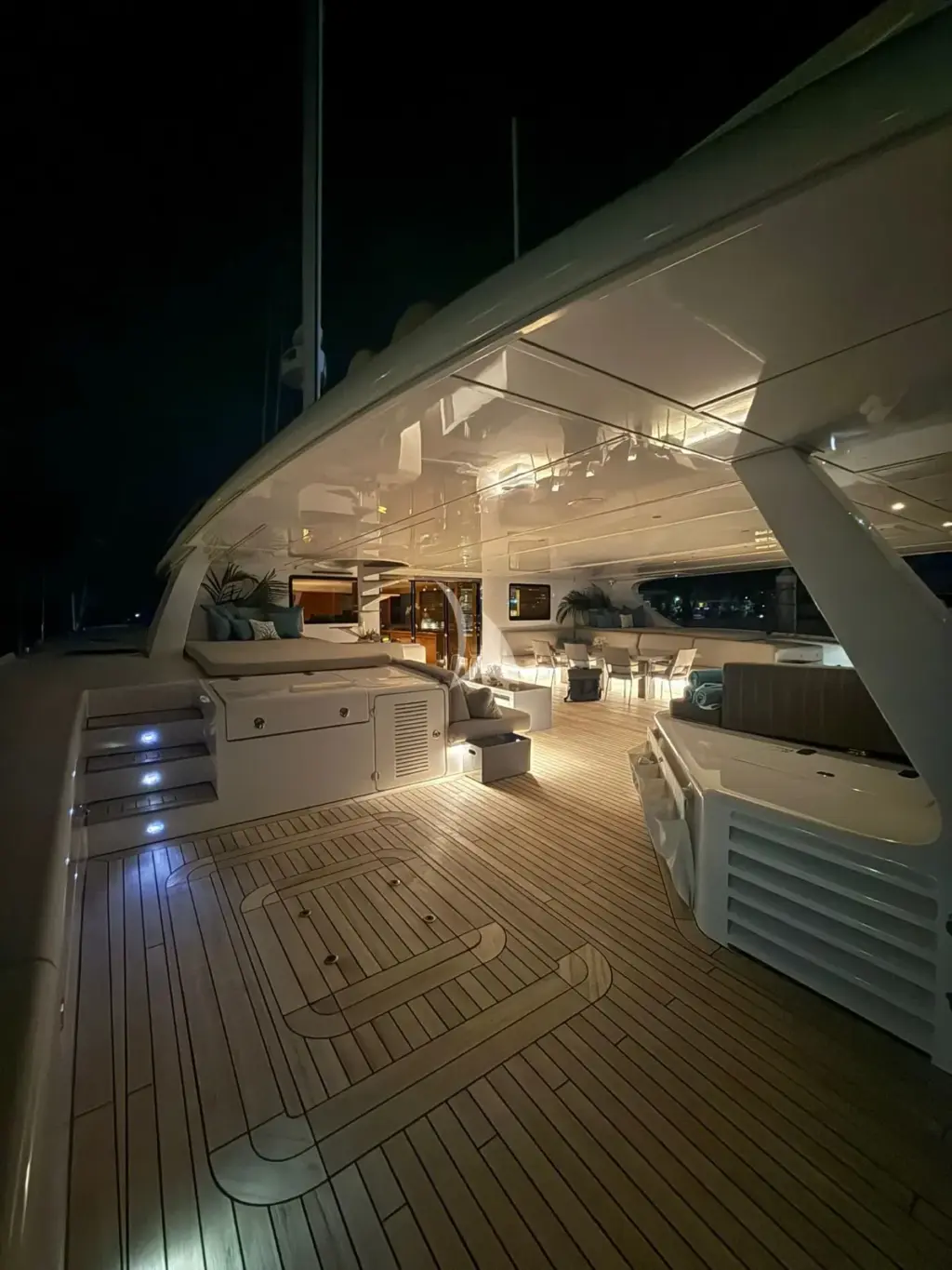 CHE - Main deck aft
