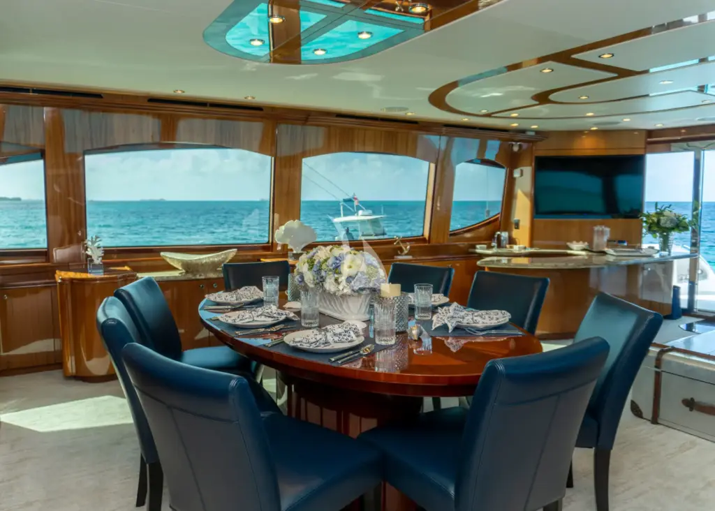 GAIL FORCE II - Formal Dining (Seats 8 guests)