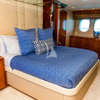 GAIL FORCE II - Primary King Stateroom