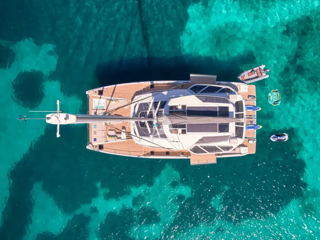 MAGIC MOMENTS 3 - Sistership Arial view