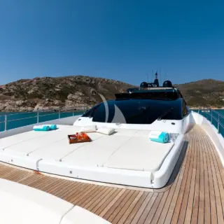RAPH SEVEN II - Fore deck