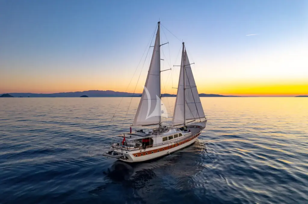 DOUBLE EAGLE - Image 2