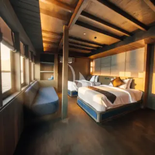 BHAVANA - Upper deck starboard double cabin