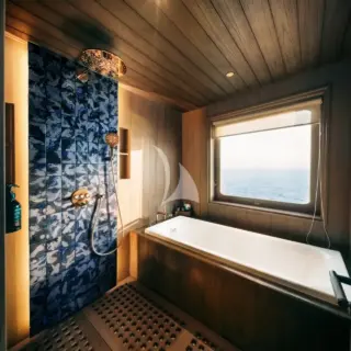 BHAVANA - Master cabin en suite