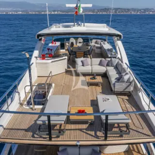 AZUR - Image 10