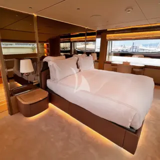 RAPH SEVEN - Master suite