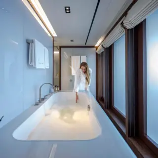 PLANET NINE - Main Deck Master Ensuite Bath