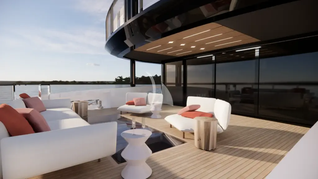 LULUS - Main deck aft