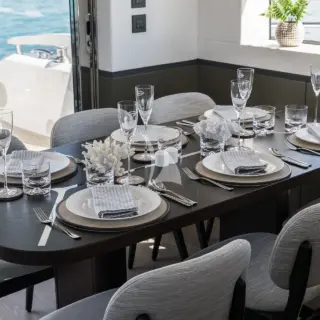 SWEET CAROLINE - MAIN DECK DINING INTERIOR