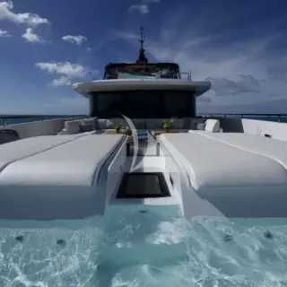 WHITE STAR - Bridge Deck Forward Pool