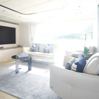 WHITE STAR - Skylounge