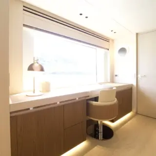 WHITE STAR - Master Cabin Office