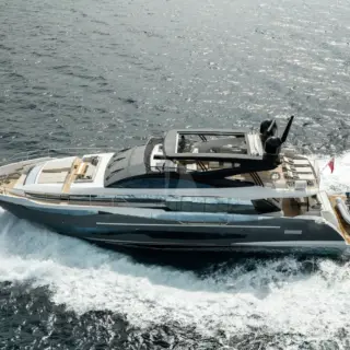 LADY B II - Image 1