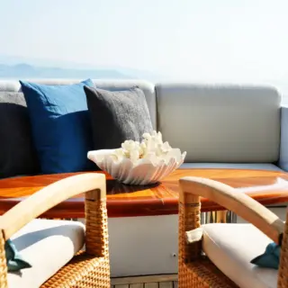 YAMI - Main Lounge 
