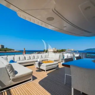 VALENTINA II - Upper deck 
