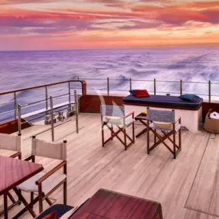 THE GENTLEMAN - Main Deck Aft