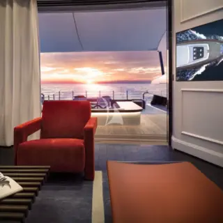 THE GENTLEMAN - Main Salon