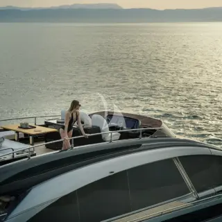 LADY C II - Image 15