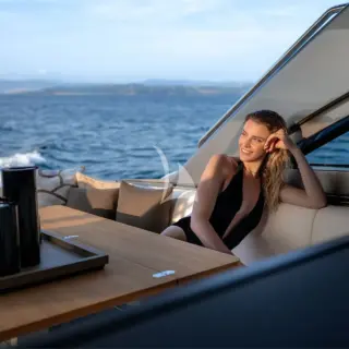 LADY C II - Image 22
