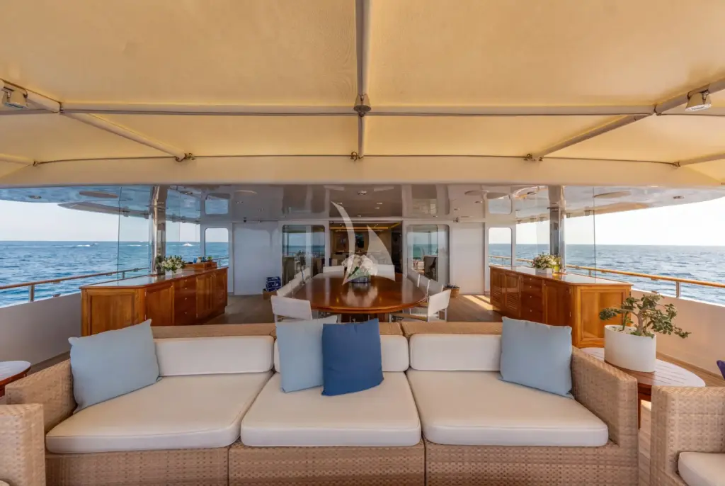 JUBILEE - Aft deck