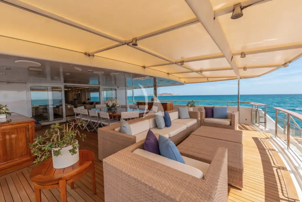 JUBILEE - Aft deck