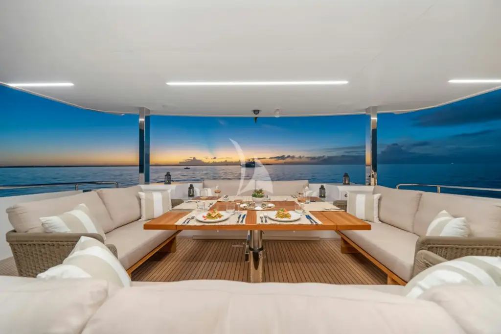 RIO - Main Deck - Aft