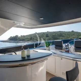 CONTE ALBERTI - Flybridge