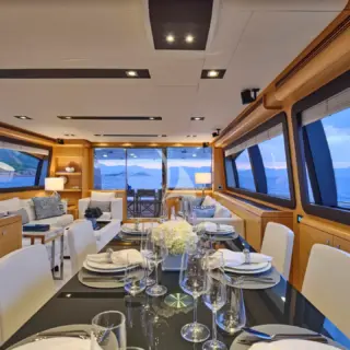 BON BON - Dining Area