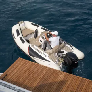 ASTONSEA (Ex Nineteen 42) - Image 11