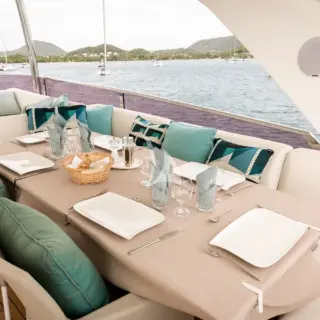 SORANA - flybridge - copyright Ines Aramburo