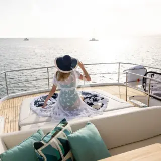 SORANA - on deck - copyright Ines Aramburo