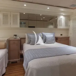 Double guest cabin 2