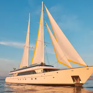 ANIMA MARIS - Sailing