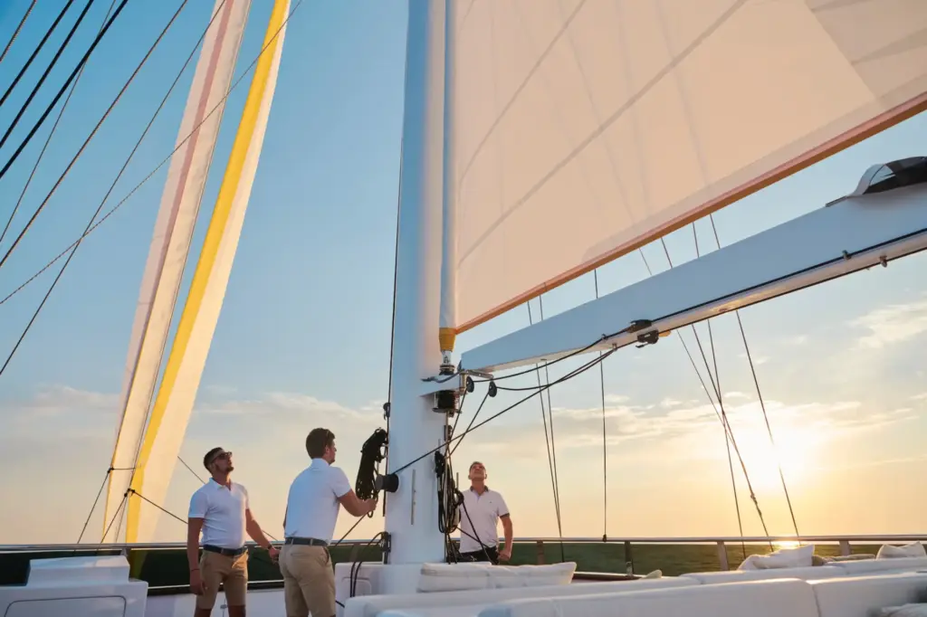 ANIMA MARIS - Sailing