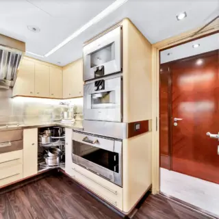 SEASCAPE V - Galley