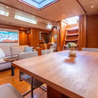 STELLA OF RORC - Saloon