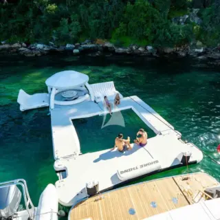 SHORE THING - Image 10
